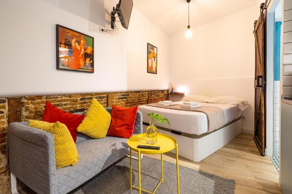 El Rastro Historic Center Apartman Madrid Kültér fotó